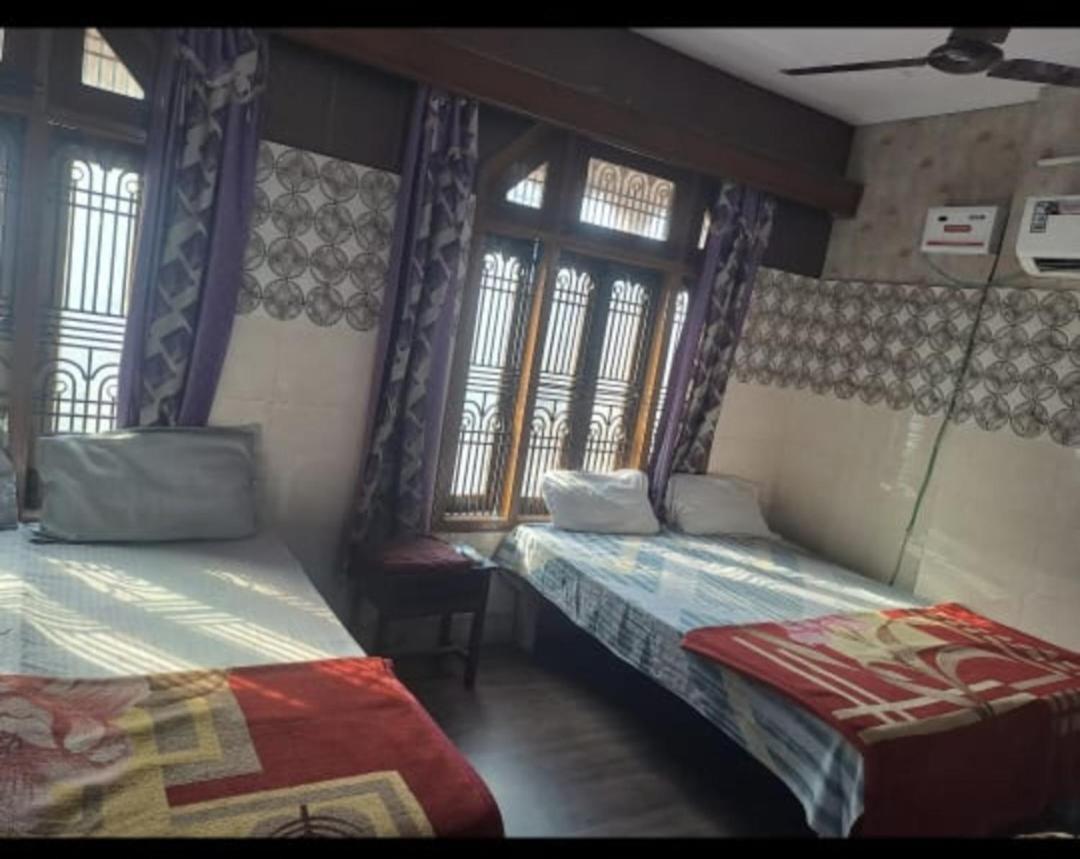 Kashi Annapurna Guest House Βαρανάσι Δωμάτιο φωτογραφία